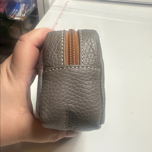 Dooney - Picture 3 of 7